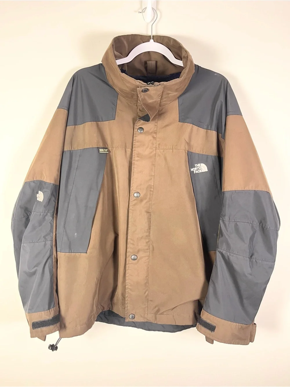 The North Face Men's Vintage Gore-Tex Jacket Size Medium Made in USA Waterproof